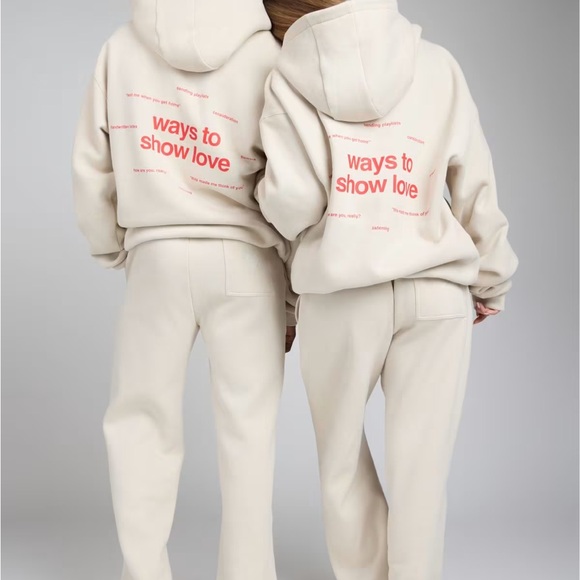 Comfrt Suit Bundle Set Love Collection Small Unisex NWT Limited Edition - Picture 3 of 8